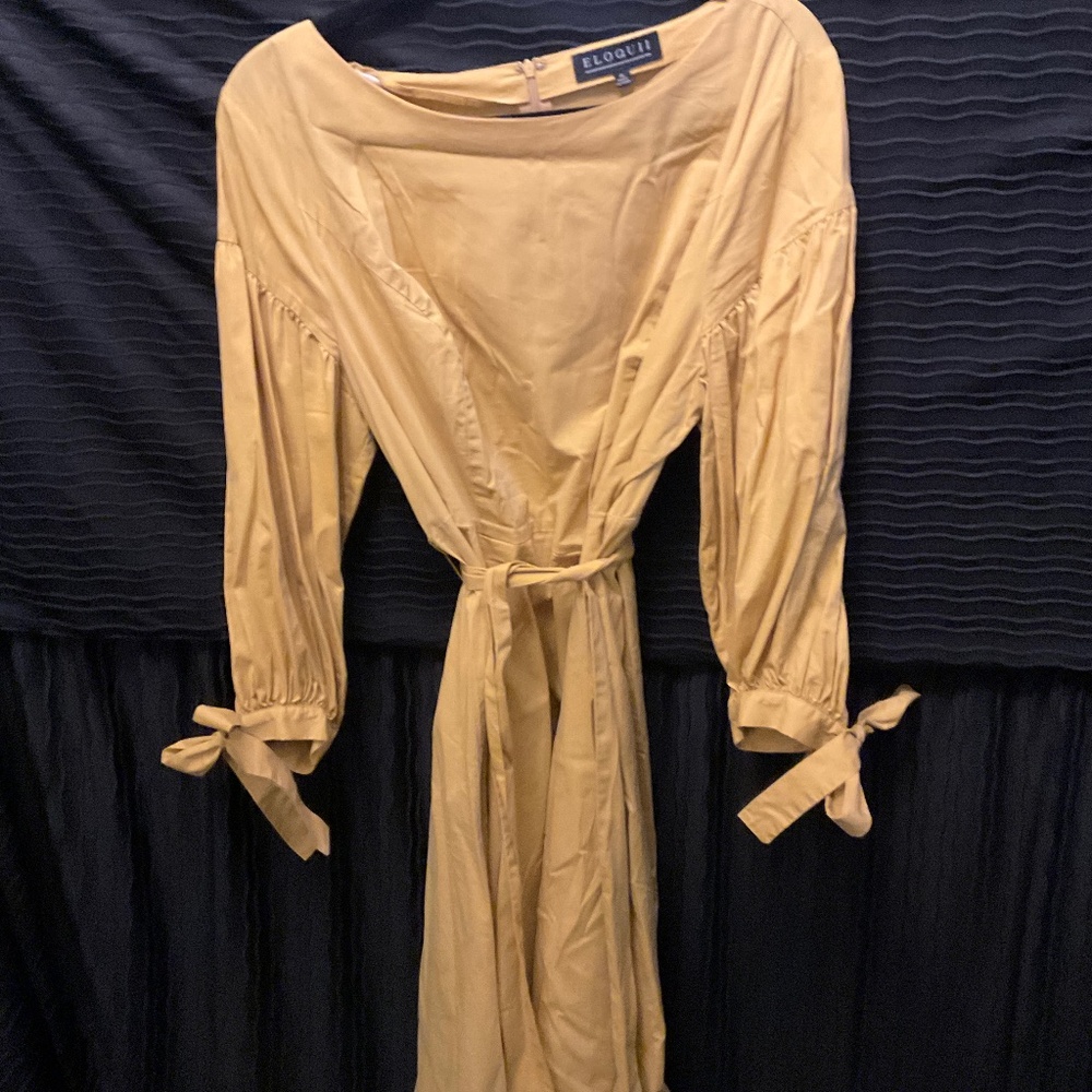 Mustard colored dress